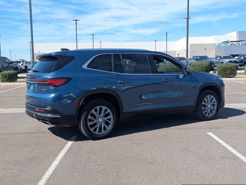 Certified 2025 Buick Enclave Preferred image 5