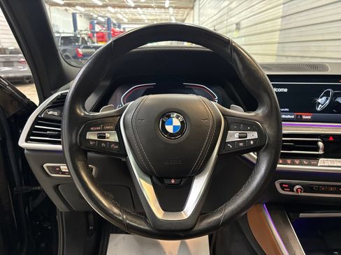 Used 2022 BMW X5 xDrive40i w/ Luxury Seating Package AWD/4WD image 13