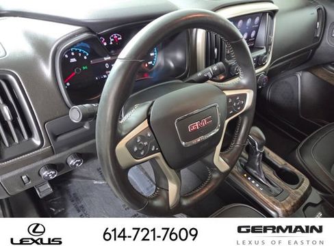 Used 2022 GMC Canyon Denali AWD/4WD image 16