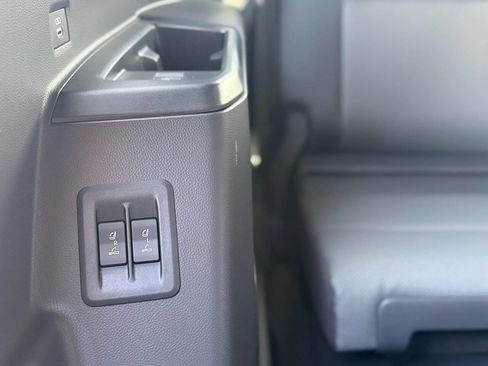 Used 2024 Lexus GX 550 image 74