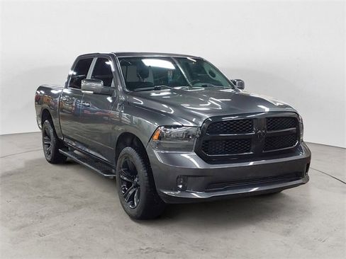 Used 2018 RAM 1500 Sport w/ Convenience Group image 7