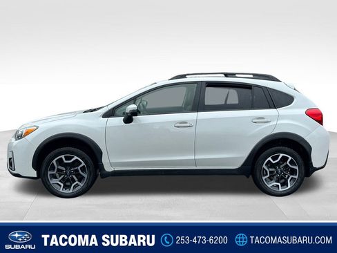 Used 2017 Subaru Crosstrek 2.0i Limited image 2