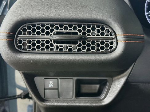 Used 2024 Honda HR-V Sport image 9