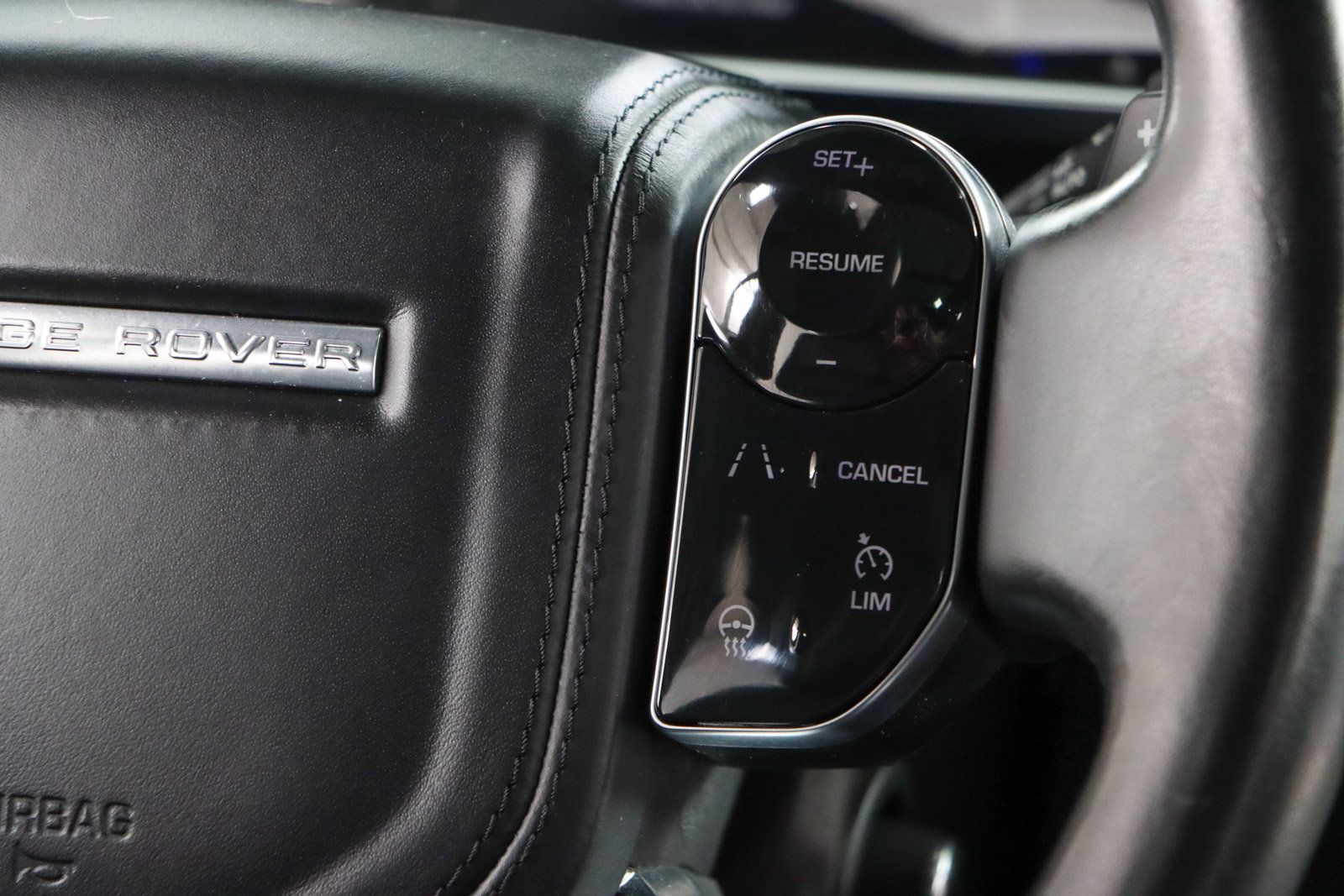 Used 2020 Land Rover Range Rover HSE AWD/4WD image 14
