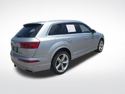 Used 2019 Audi Q7 3.0T Prestige w/ Prestige Package AWD/4WD image 3