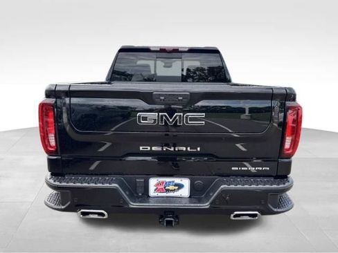 Used 2023 GMC Sierra 1500 Denali w/ Denali Reserve Package AWD/4WD image 4