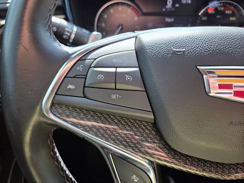 Used 2020 Cadillac XT5 Sportv AWD/4WD image 31