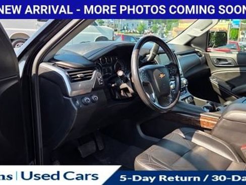 Used 2020 Chevrolet Suburban LT AWD/4WD image 15
