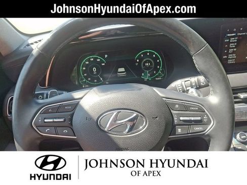 Used 2022 Hyundai Palisade Limited FWD image 19