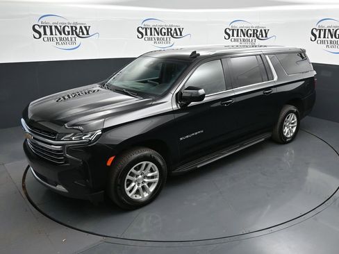 Used 2024 Chevrolet Suburban LT AWD/4WD image 11