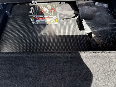 Used 2017 Nissan Rogue SV image 26