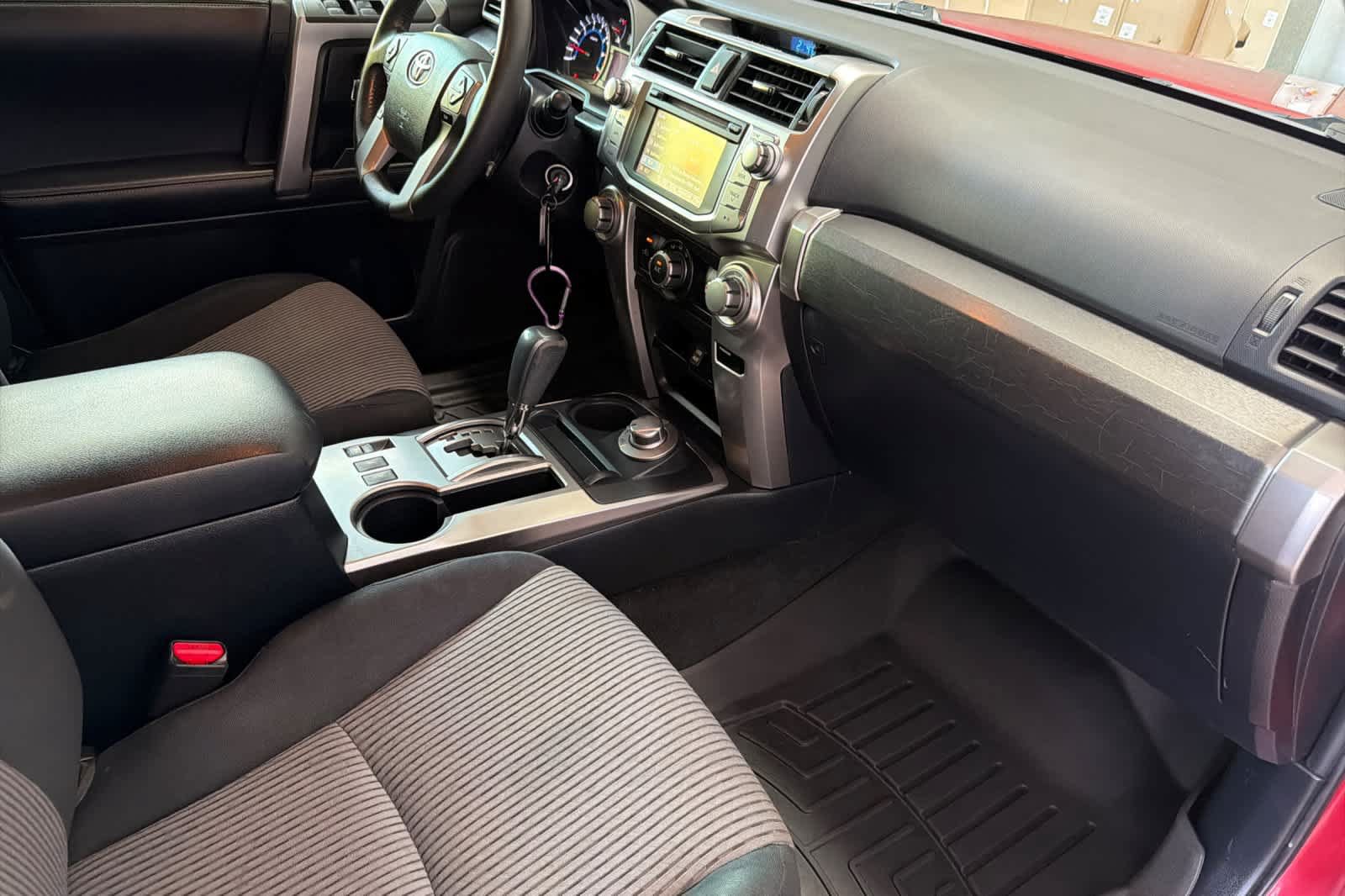 Used 2018 Toyota 4Runner 4WD image 18