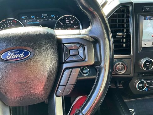 Used 2018 Ford Expedition Limited w/ Equipment Group 302A AWD/4WD image 12