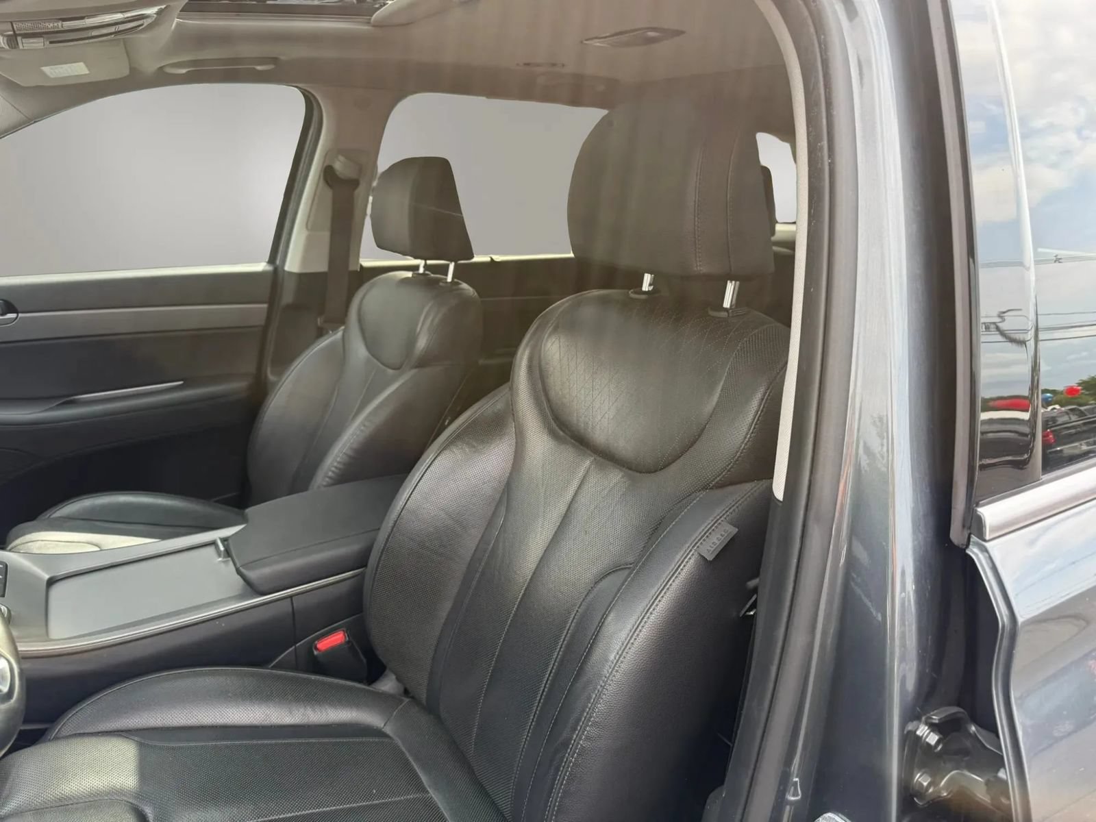 Used 2021 Hyundai Palisade SEL w/ Premium Package FWD image 14