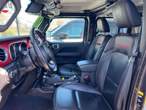 Used 2021 Jeep Wrangler Unlimited Rubicon AWD/4WD image 24
