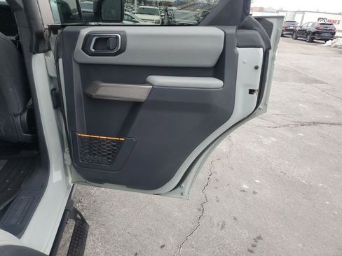 Used 2021 Ford Bronco Badlands image 27