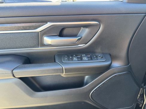 Used 2022 RAM 1500 Big Horn AWD/4WD image 14