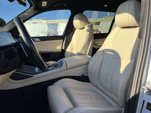 Used 2022 BMW X7 xDrive40i image 13