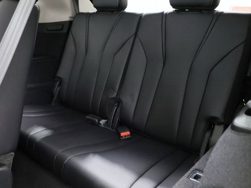 Used 2024 Acura MDX SH-AWD w/ Technology Package image 12