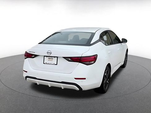 Used 2025 Nissan Sentra SV FWD image 15