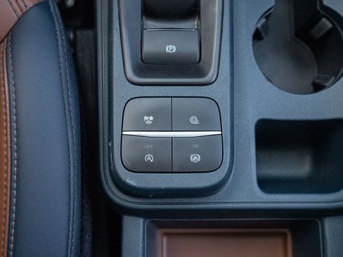 Used 2024 Ford Maverick Lariat w/ 4K Tow Package image 30