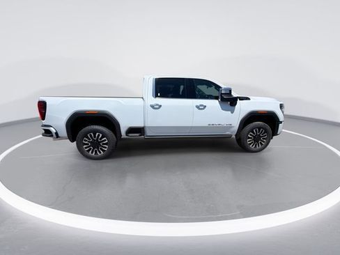 New 2026 GMC Sierra 3500 Denali Ultimate AWD/4WD image 9
