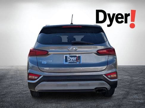 Used 2019 Hyundai Santa Fe SE image 5