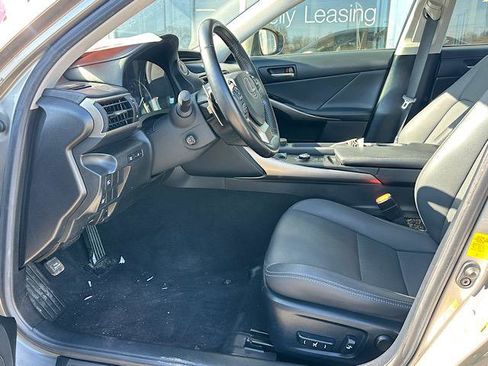 Used 2018 Lexus IS 300 AWD w/ Comfort Package image 13