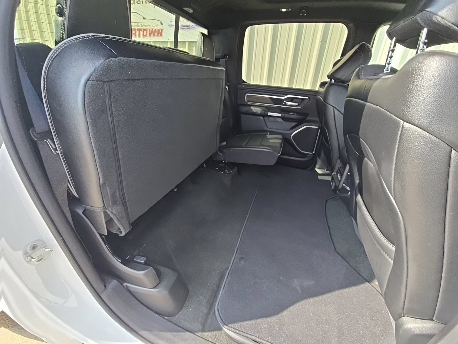 Used 2023 RAM 1500 Laramie AWD/4WD image 13