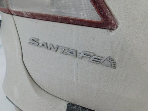 Used 2017 Hyundai Santa Fe Limited image 8