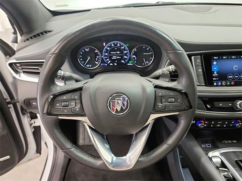 Used 2024 Buick Enclave Premium image 20