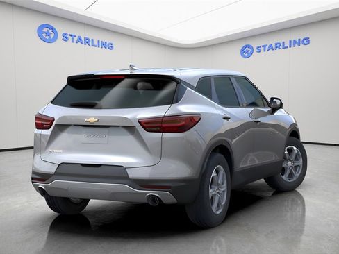 New 2025 Chevrolet Blazer LT w/ Driver Confidence Package image 4