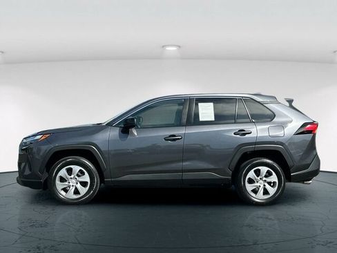 Used 2023 Toyota RAV4 LE AWD/4WD image 3