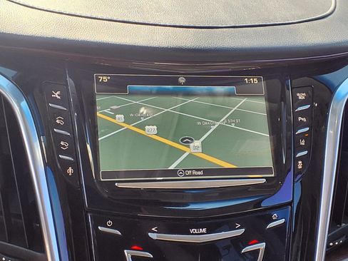 Used 2020 Cadillac Escalade Luxury image 4