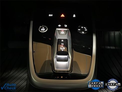 Used 2024 Audi Q4 e-tron Premium Plus image 56