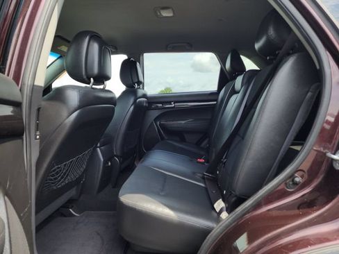 Used 2011 Kia Sorento EX FWD image 16