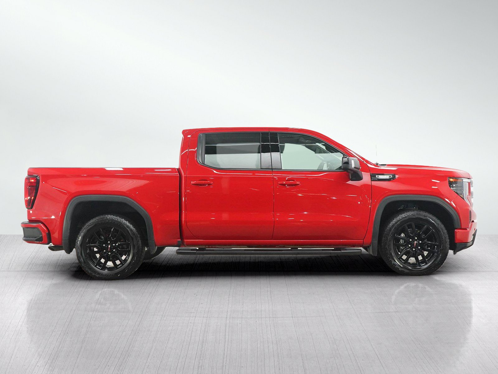 Used 2024 GMC Sierra 1500 Elevation w/ Elevation Premium Package AWD/4WD image 6