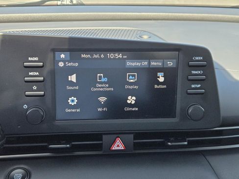 Used 2025 Hyundai Elantra Sport FWD image 7