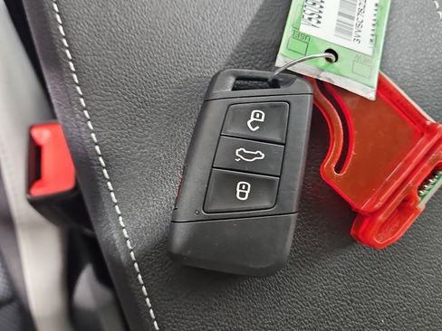 New 2025 Volkswagen Taos S image 27