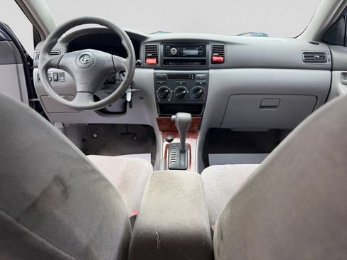 Used 2005 Toyota Corolla LE w/ Audio Value Pkg FWD image 22