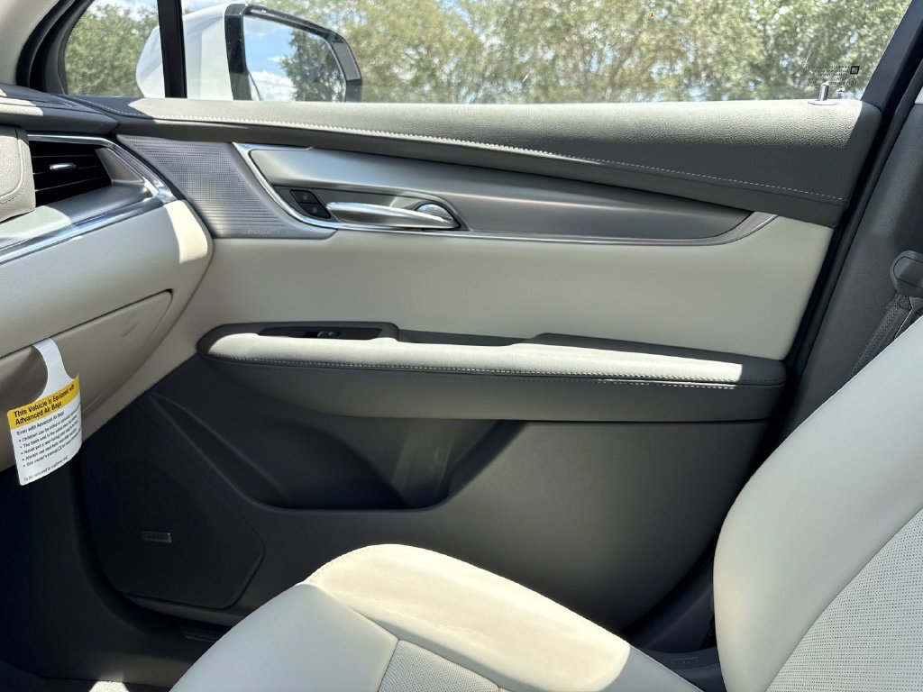 New 2026 Cadillac XT5 Premium Luxury w/ Driver Assist Package FWD image 21