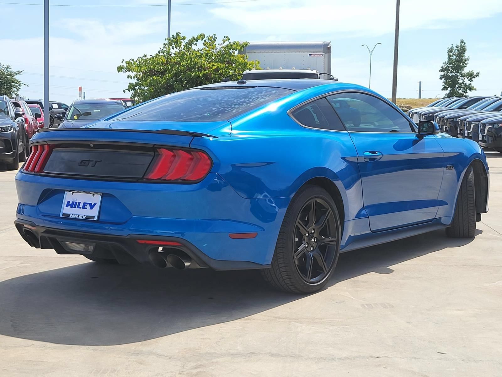 Used 2019 Ford Mustang GT w/ Black Accent Package RWD image 4