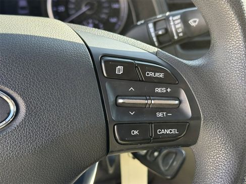 Used 2019 Hyundai Elantra SEL image 17