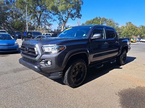 Used 2022 Toyota Tacoma SR5 image 14