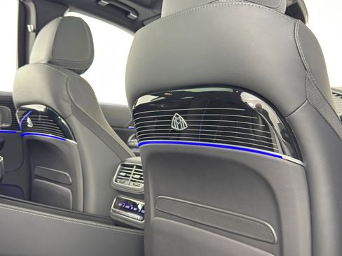 Used 2023 Mercedes-Benz Maybach GLS 600 4MATIC image 47