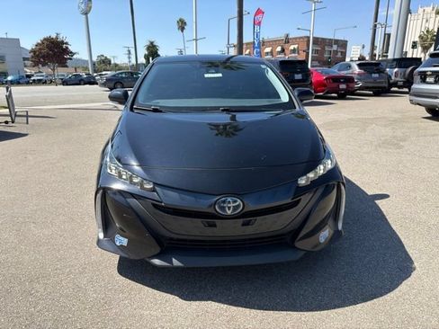 Used 2020 Toyota Prius Prime LE w/ Carpet Mat Package FWD image 2