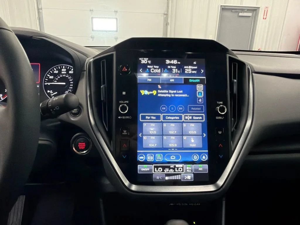 Used 2025 Subaru Crosstrek 2.5i Limited w/ Popular Package #3A AWD/4WD image 26