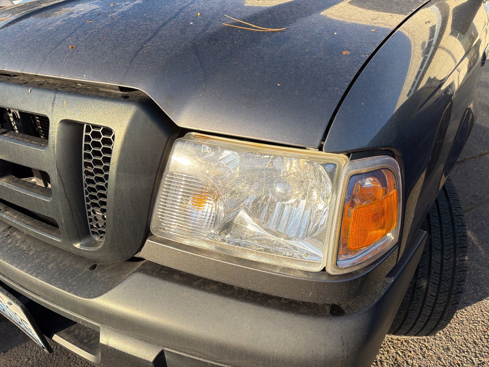 Used 2011 Ford Ranger XL RWD image 2