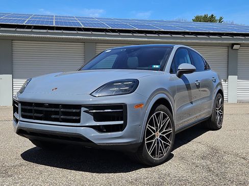 Certified 2025 Porsche Cayenne Coupe AWD/4WD image 1