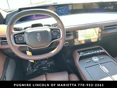 New 2026 Lincoln Navigator L Reserve AWD/4WD image 32
